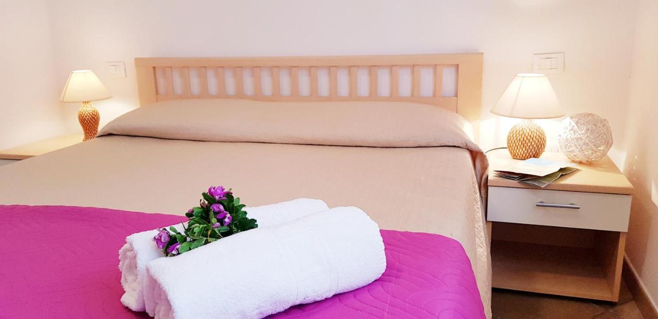 Pareja Apartments Орозей Екстер'єр фото