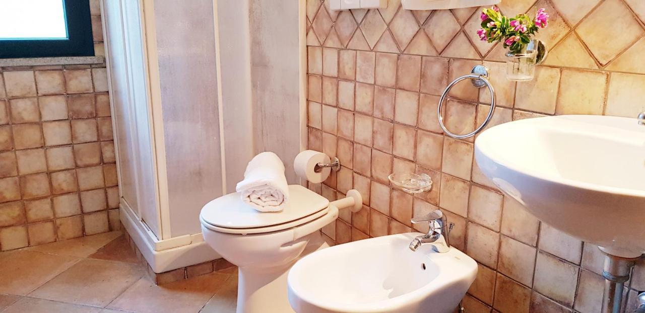 Pareja Apartments Орозей Екстер'єр фото
