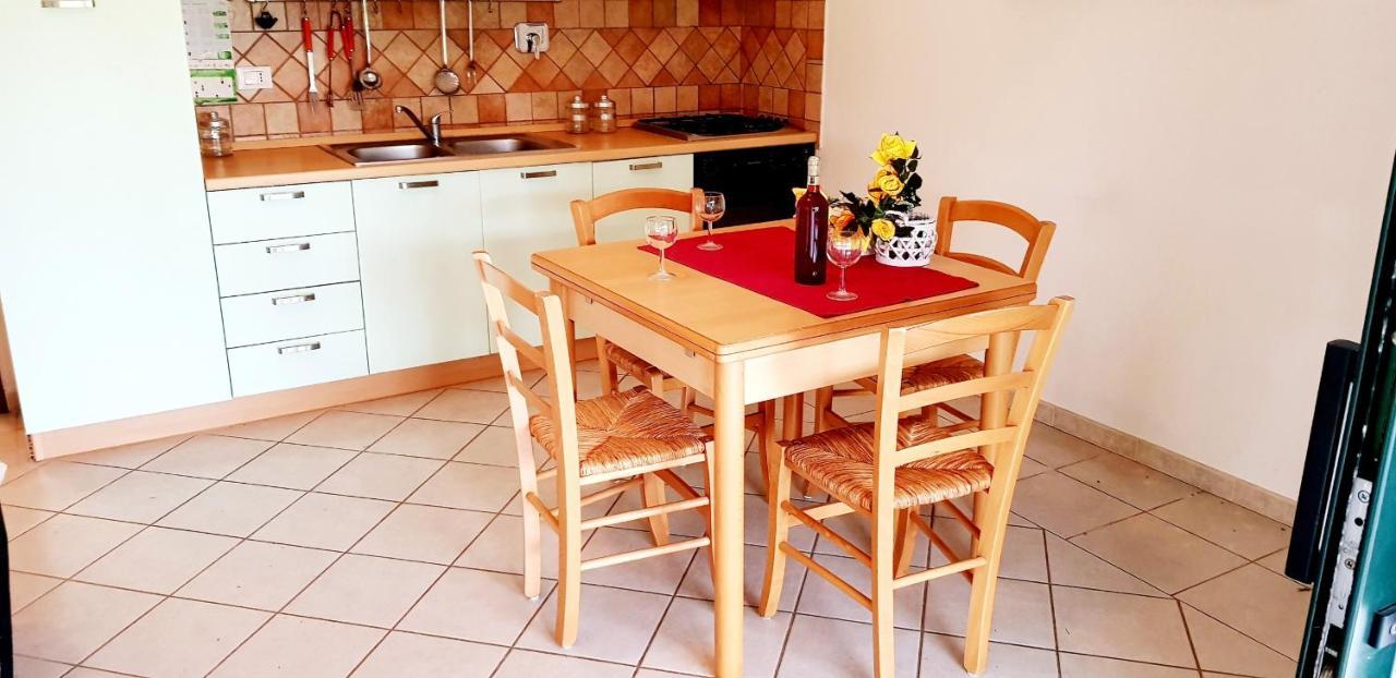 Pareja Apartments Орозей Екстер'єр фото