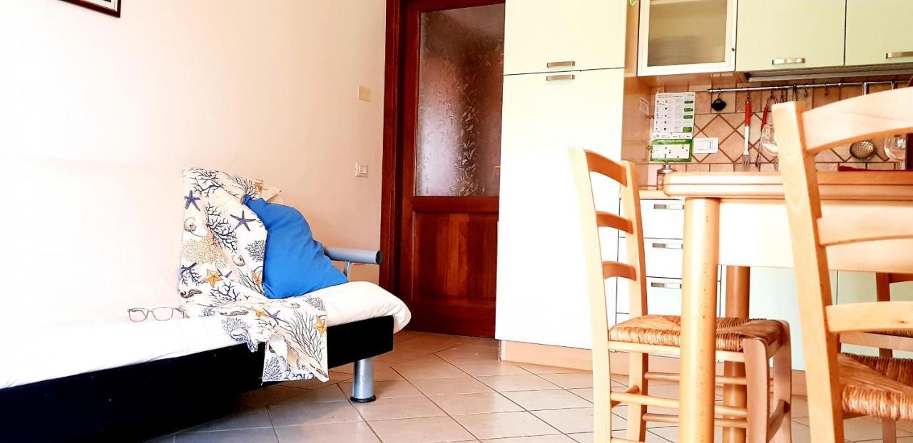 Pareja Apartments Орозей Екстер'єр фото